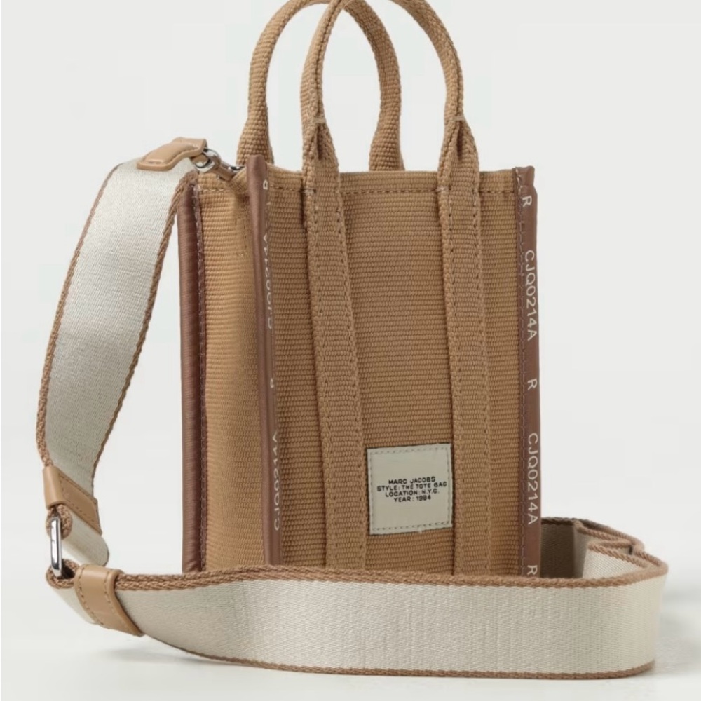 MARC JACOBS Jacquard Super Mini Tote Bag Camel Color NWT - Picture 3 of 9